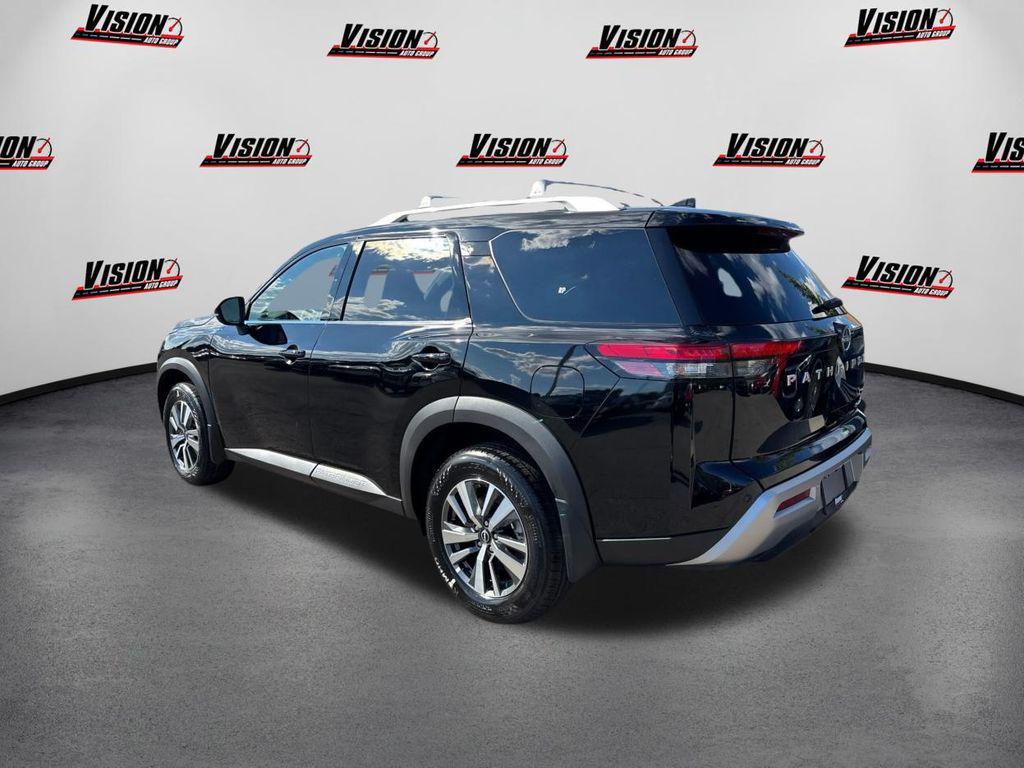 new 2025 Nissan Pathfinder car, priced at $43,845