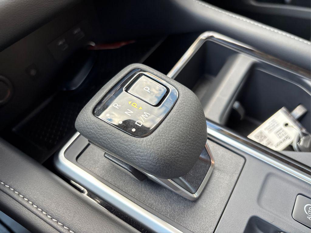 new 2025 Nissan Pathfinder car, priced at $43,845