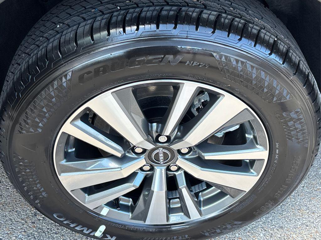 new 2025 Nissan Pathfinder car, priced at $43,845