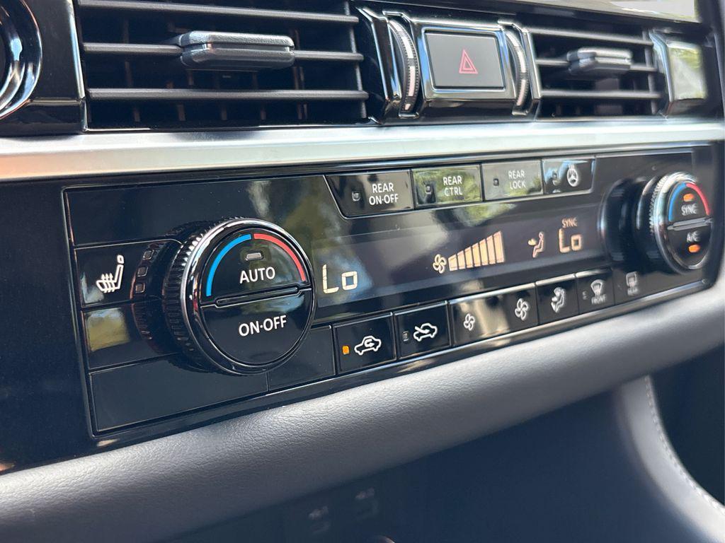 new 2025 Nissan Pathfinder car, priced at $43,845