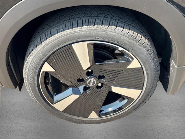 new 2025 Nissan Kicks car, priced at $29,547