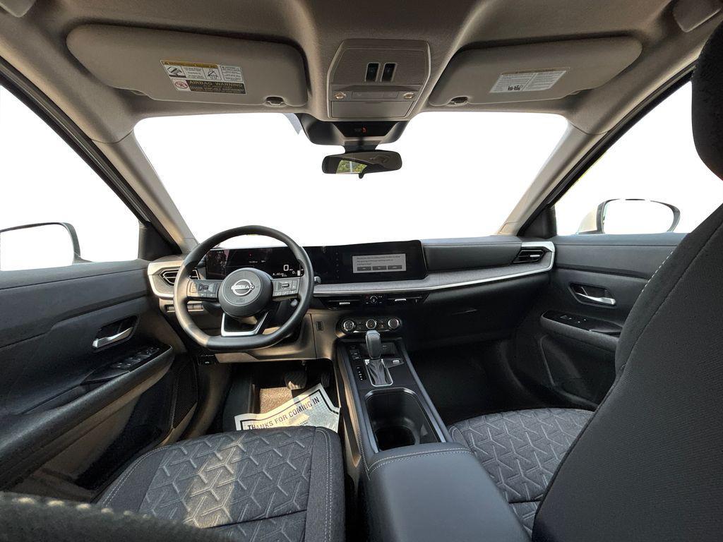 new 2025 Nissan Kicks car, priced at $28,724