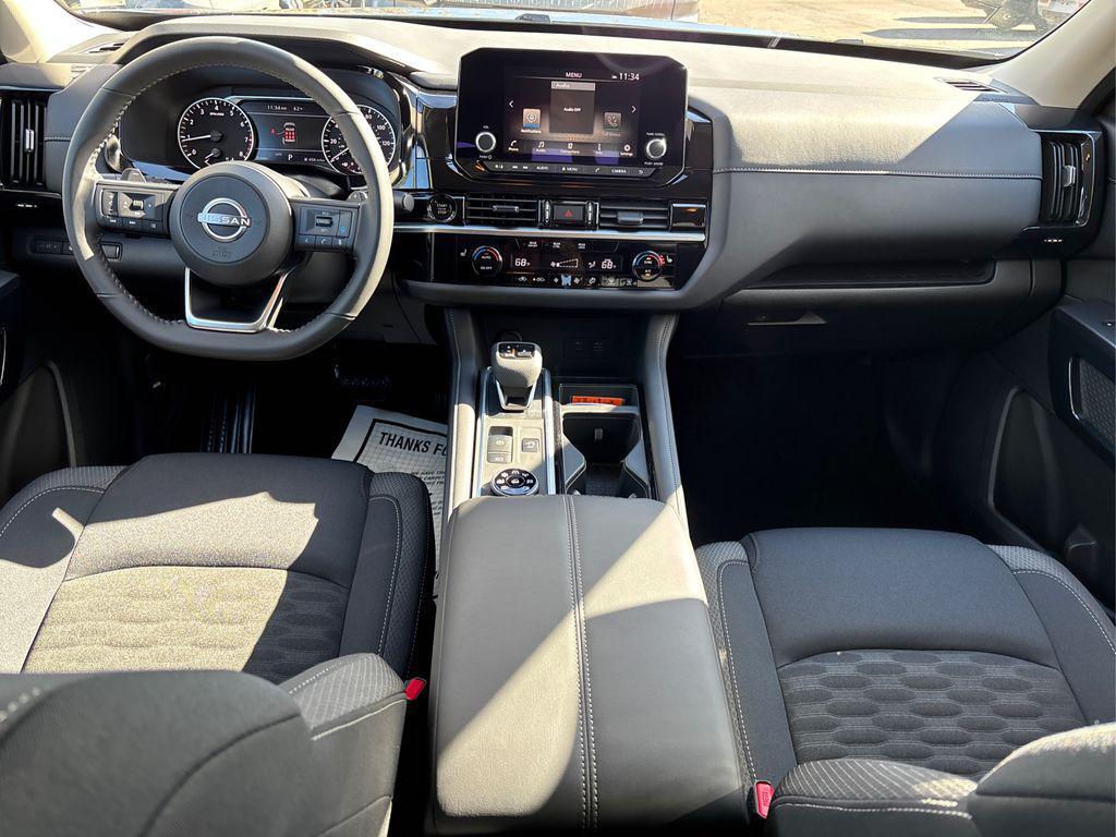 new 2025 Nissan Pathfinder car, priced at $37,512