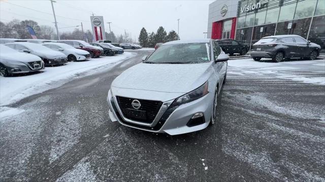 used 2022 Nissan Altima car, priced at $18,555