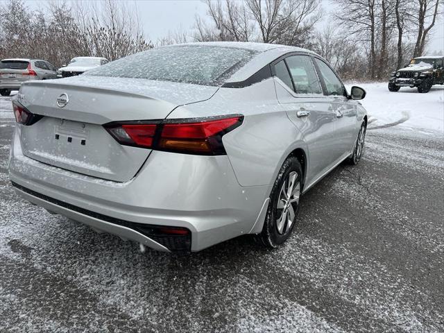 used 2022 Nissan Altima car, priced at $18,555