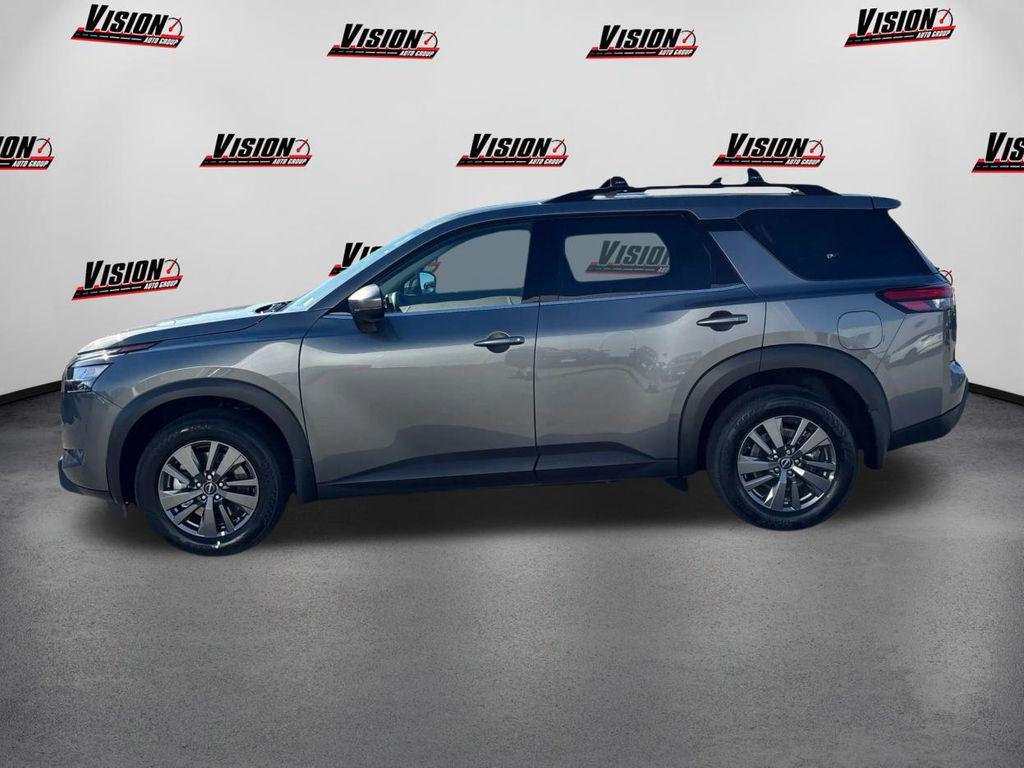 new 2025 Nissan Pathfinder car, priced at $38,926