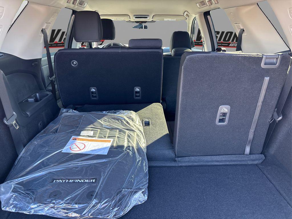 new 2025 Nissan Pathfinder car, priced at $38,926