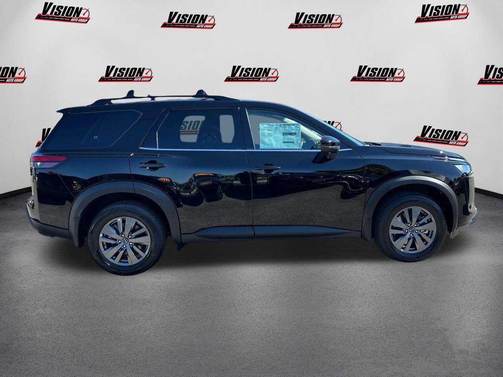 new 2025 Nissan Pathfinder car, priced at $38,875