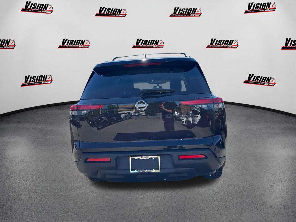 new 2025 Nissan Pathfinder car, priced at $38,875