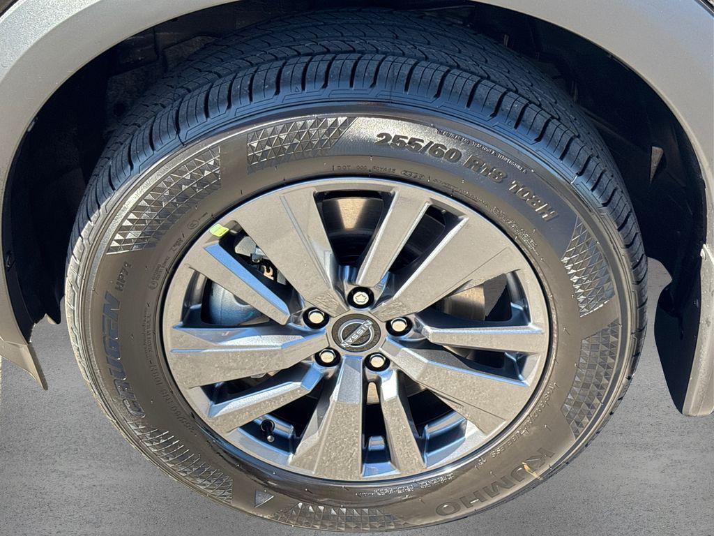 new 2025 Nissan Pathfinder car, priced at $38,875
