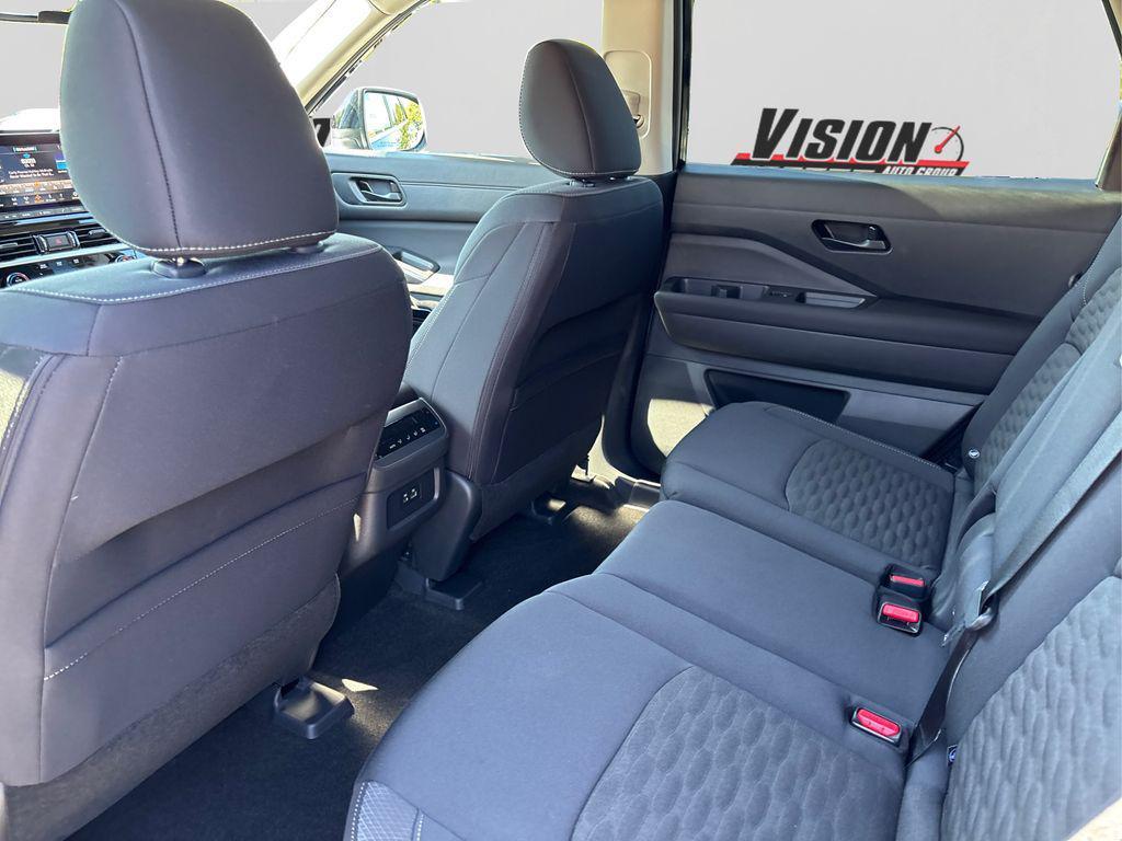 new 2025 Nissan Pathfinder car, priced at $38,875
