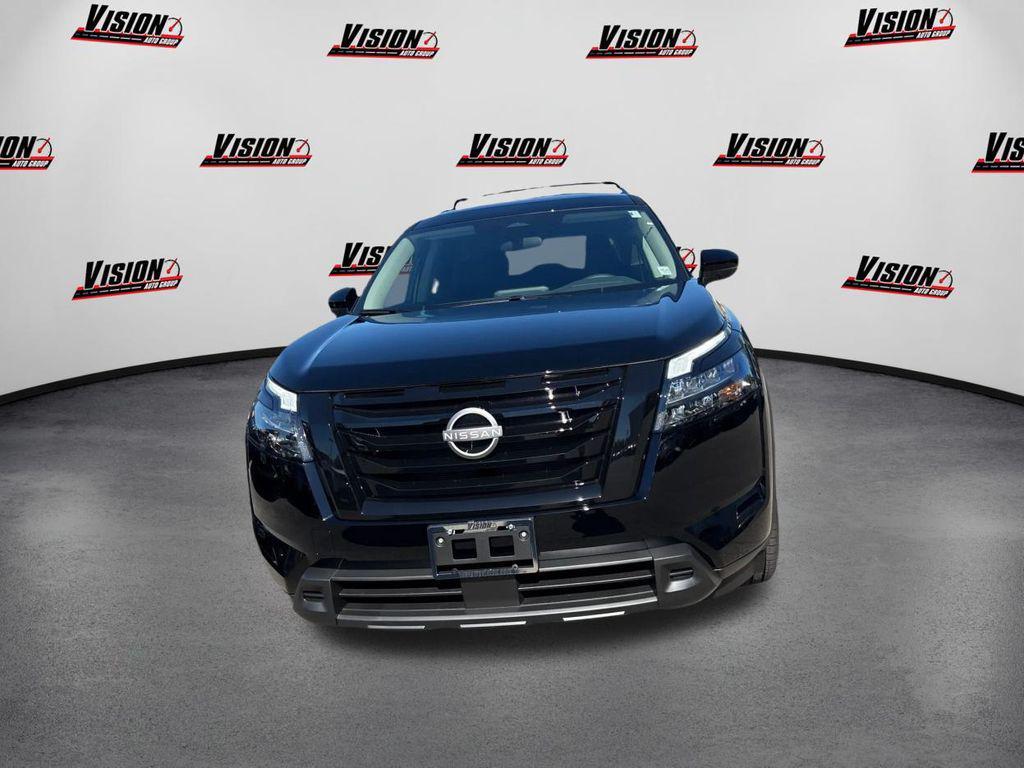 new 2025 Nissan Pathfinder car, priced at $38,875