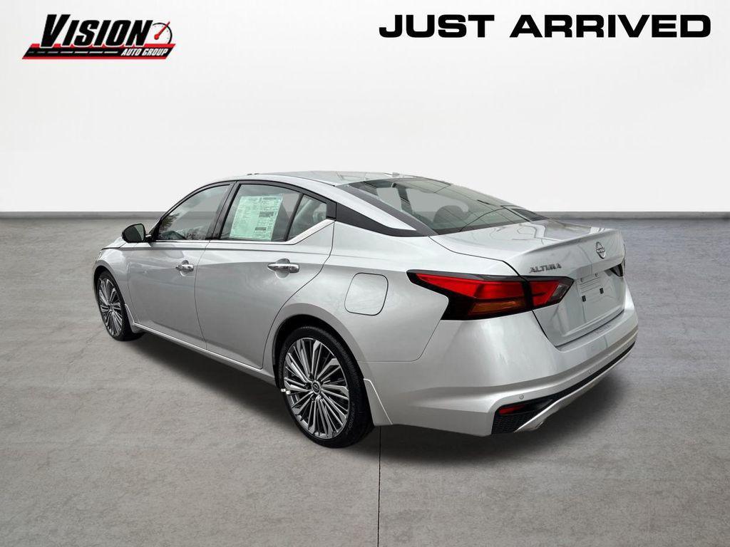 new 2025 Nissan Altima car, priced at $34,760