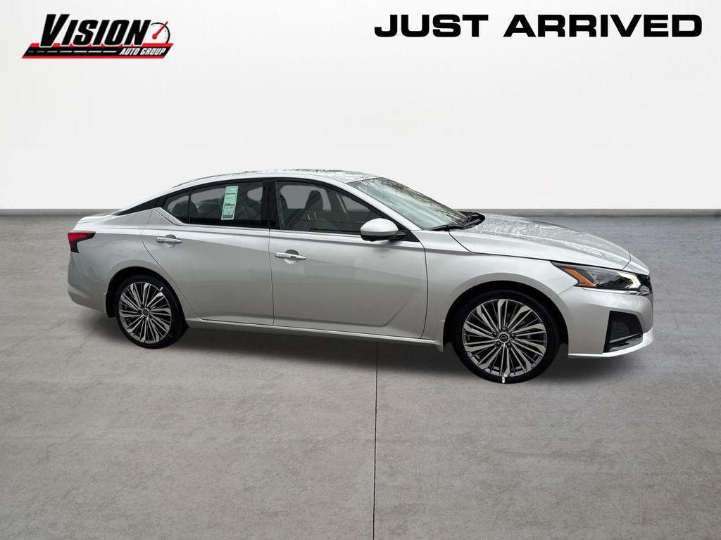 new 2025 Nissan Altima car, priced at $34,760