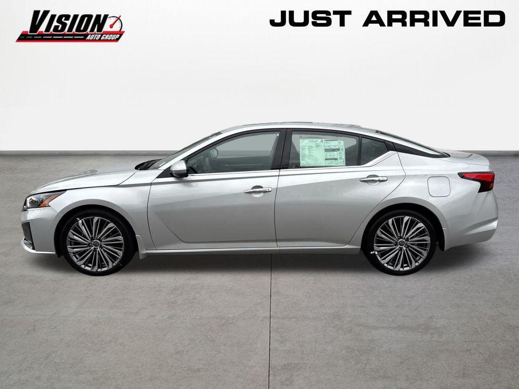 new 2025 Nissan Altima car, priced at $34,760