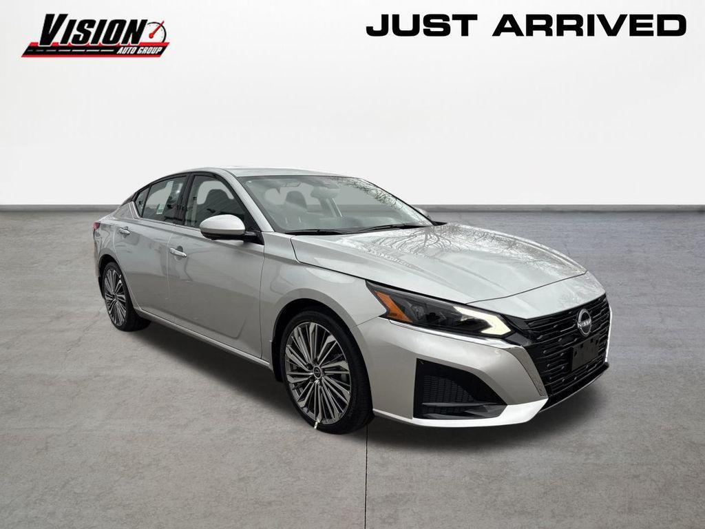 new 2025 Nissan Altima car, priced at $34,760