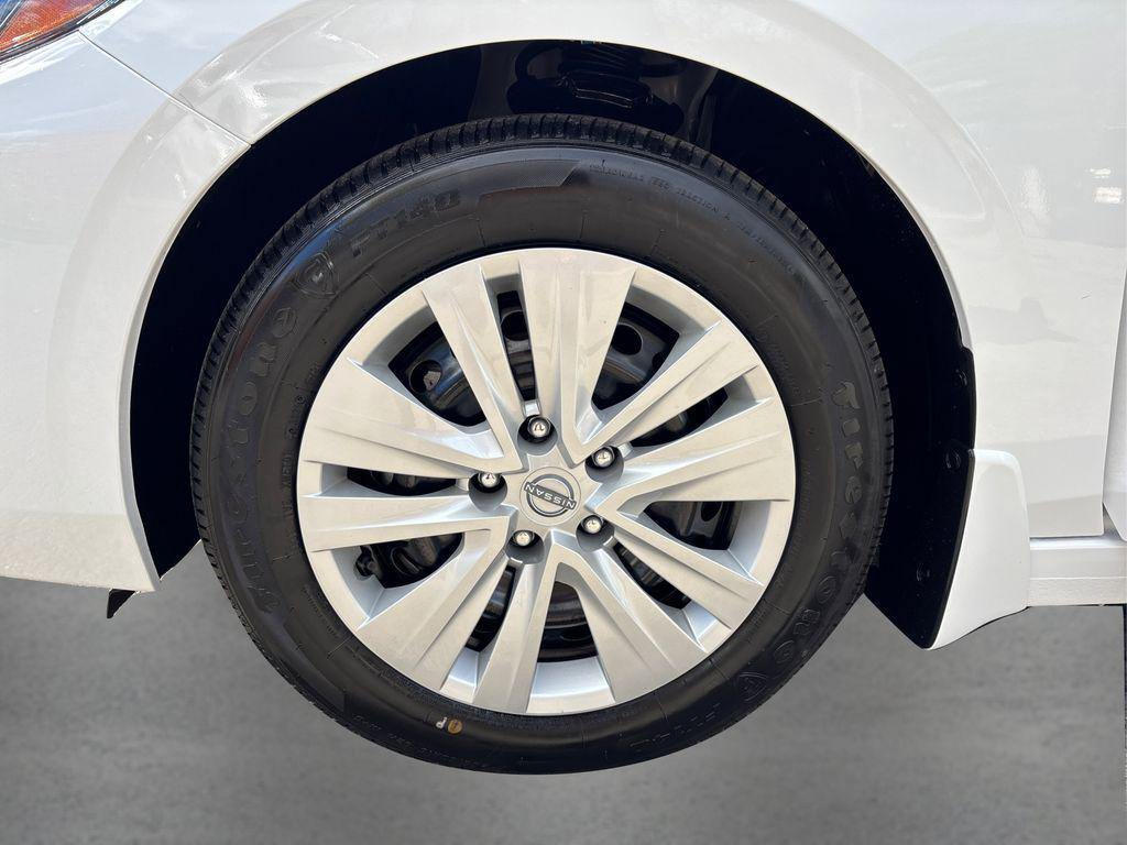 new 2025 Nissan Sentra car, priced at $22,344