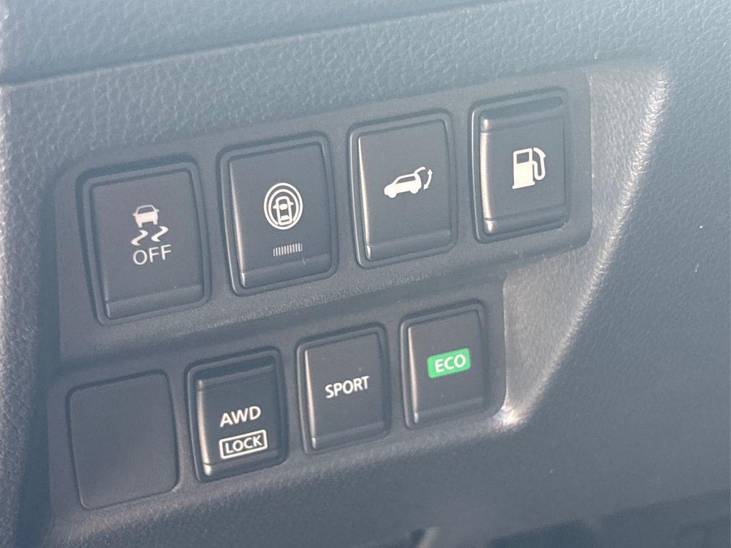 used 2019 Nissan Rogue car, priced at $19,340