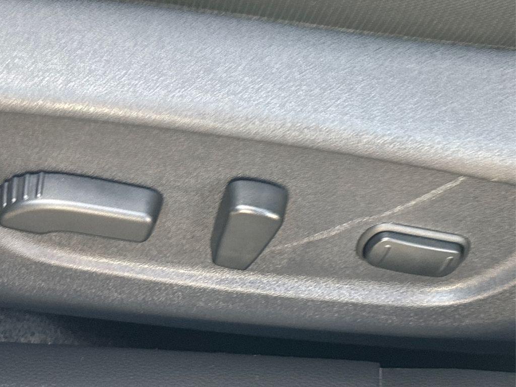 used 2019 Nissan Rogue car, priced at $19,340