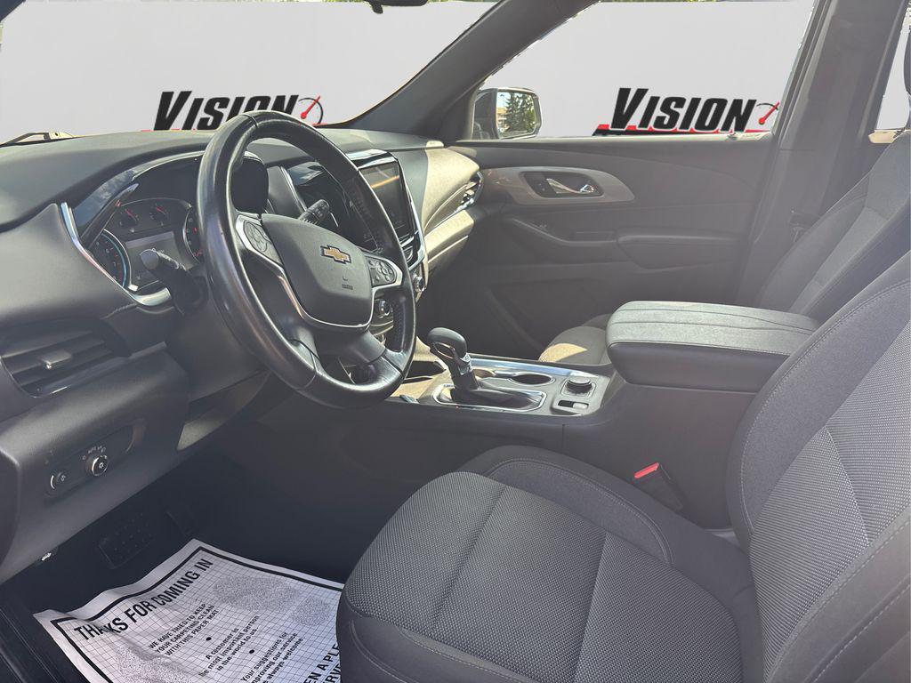 used 2022 Chevrolet Traverse car, priced at $26,984
