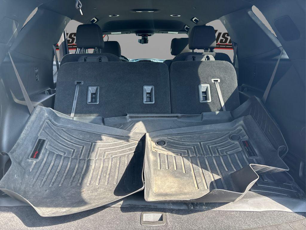used 2022 Chevrolet Traverse car, priced at $26,984