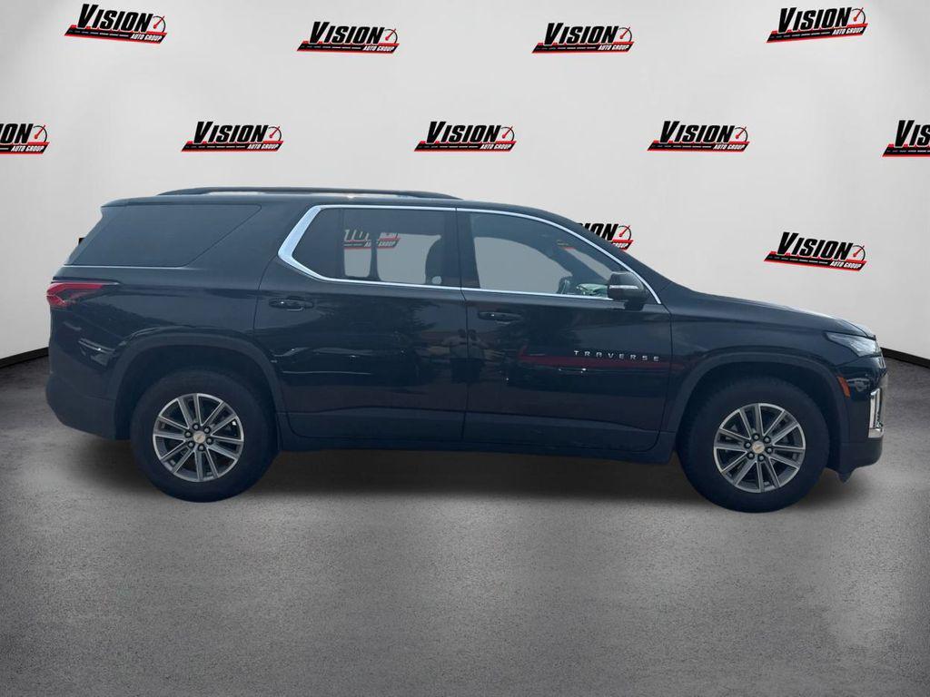 used 2022 Chevrolet Traverse car, priced at $26,984