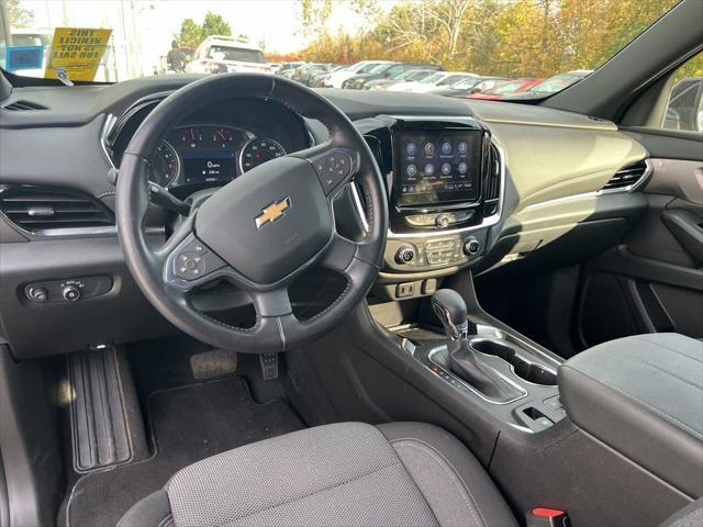 used 2022 Chevrolet Traverse car, priced at $31,317