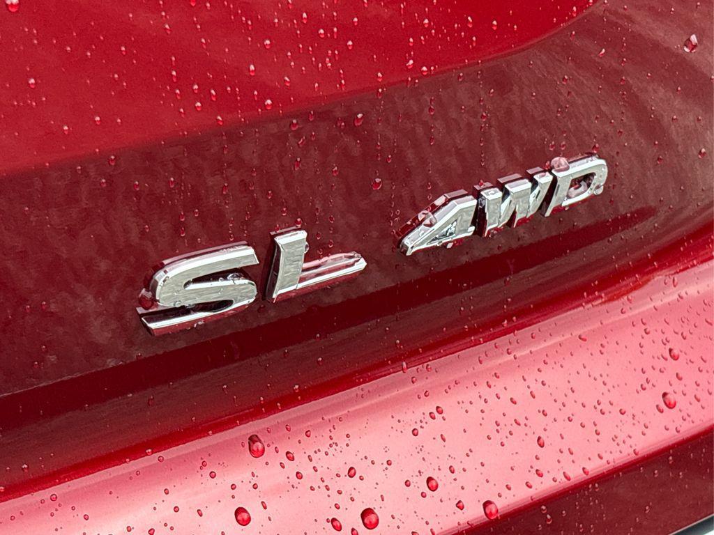 new 2025 Nissan Pathfinder car, priced at $40,956