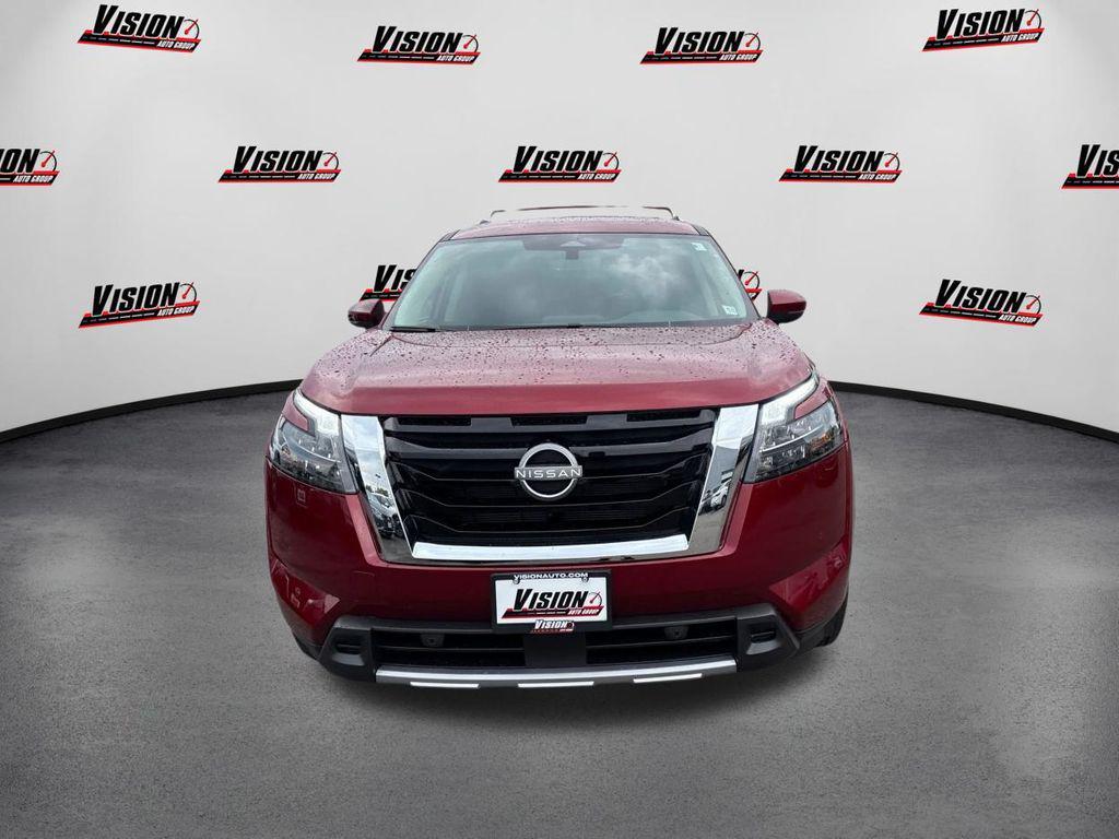new 2025 Nissan Pathfinder car, priced at $40,956