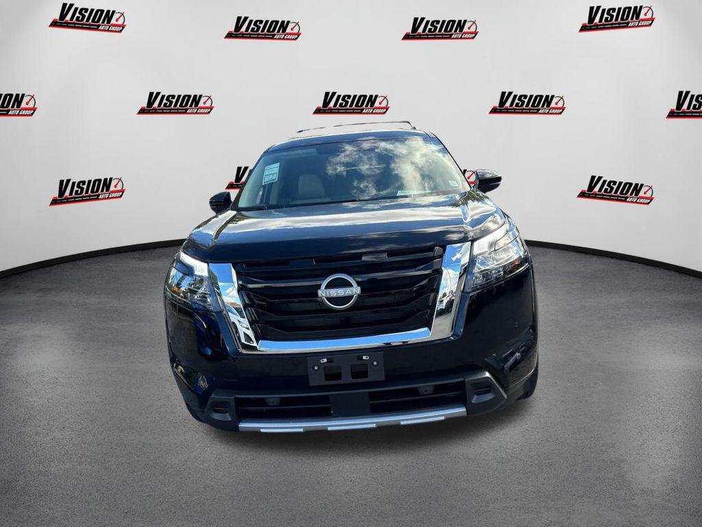 new 2025 Nissan Pathfinder car, priced at $40,624