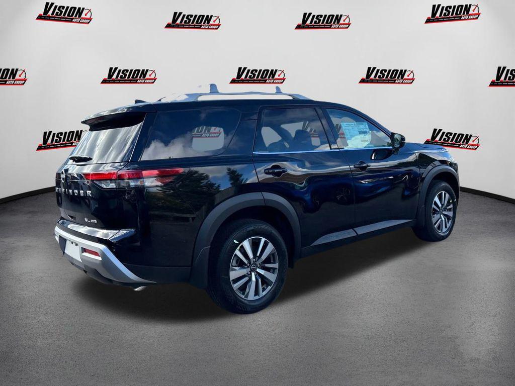 new 2025 Nissan Pathfinder car, priced at $40,624