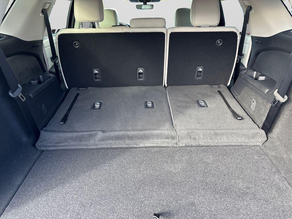 new 2025 Nissan Pathfinder car, priced at $40,624