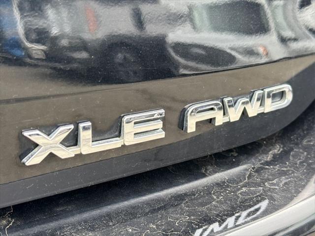 used 2021 Toyota Highlander car, priced at $28,570