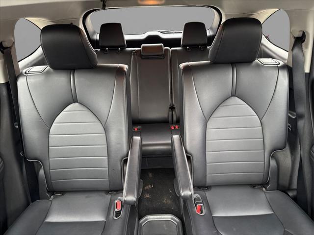 used 2021 Toyota Highlander car, priced at $28,570