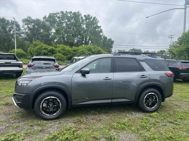 new 2024 Nissan Pathfinder car, priced at $44,950