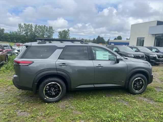 new 2024 Nissan Pathfinder car, priced at $44,950