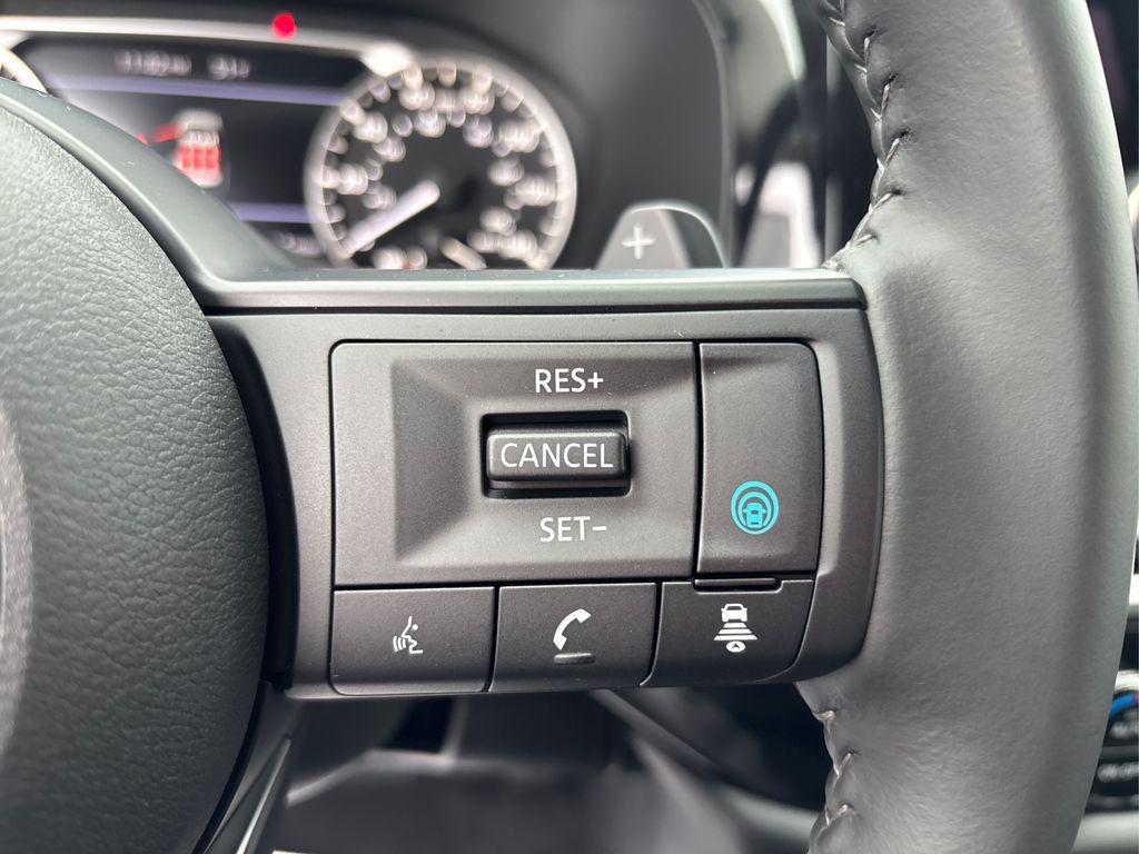 new 2025 Nissan Pathfinder car, priced at $38,540