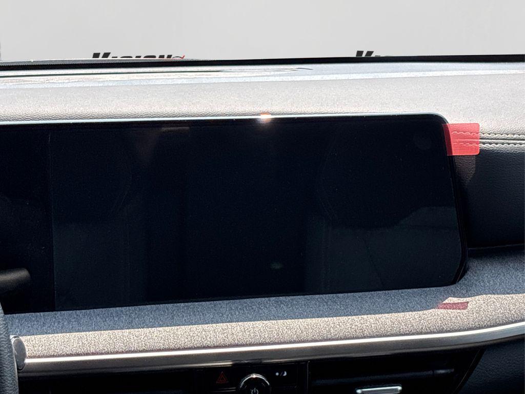 new 2025 Nissan Kicks car, priced at $26,612