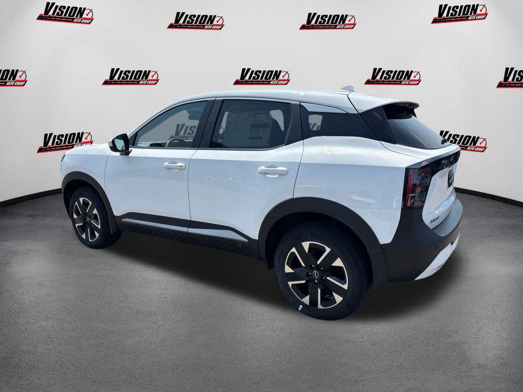 new 2025 Nissan Kicks car, priced at $26,612