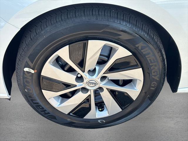 new 2025 Nissan Altima car, priced at $27,393