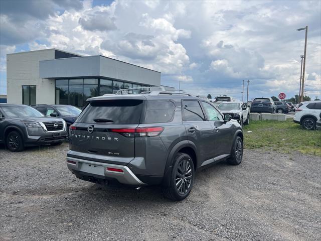 new 2024 Nissan Pathfinder car, priced at $42,158