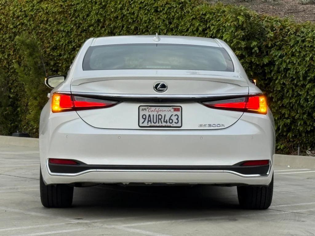 used 2022 Lexus ES 300h car, priced at $29,641