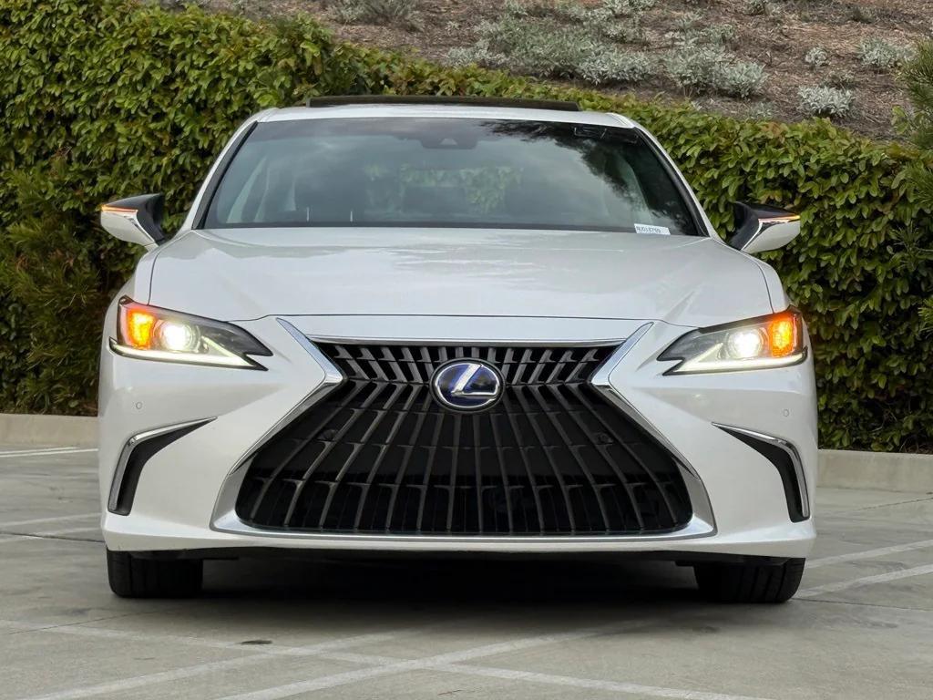 used 2022 Lexus ES 300h car, priced at $29,641
