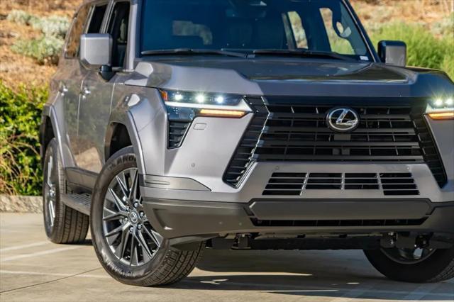 new 2025 Lexus GX 550 car, priced at $68,707