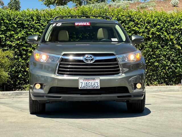 used 2015 Toyota Highlander car, priced at $16,500