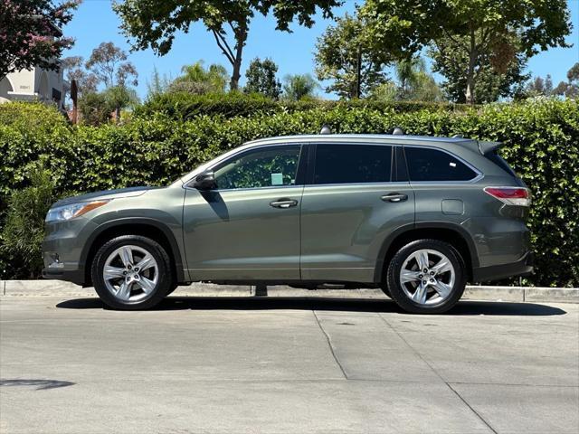 used 2015 Toyota Highlander car, priced at $16,500