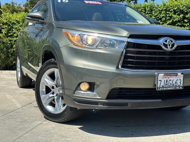 used 2015 Toyota Highlander car, priced at $16,500