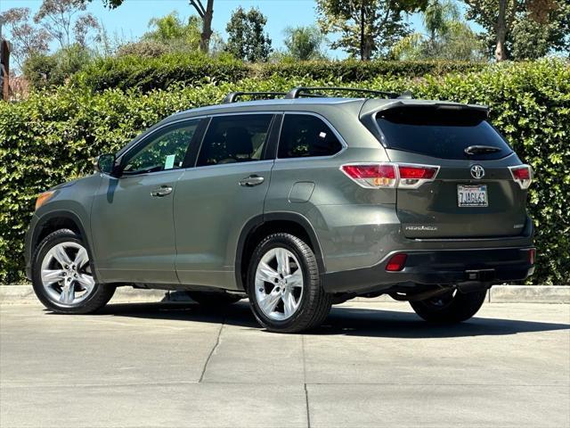 used 2015 Toyota Highlander car, priced at $16,500