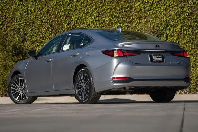 new 2025 Lexus ES 300h car, priced at $48,565