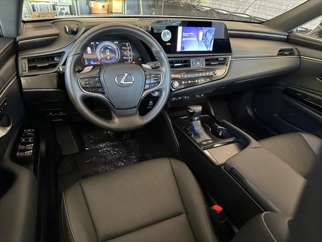 used 2024 Lexus ES 300h car, priced at $45,980